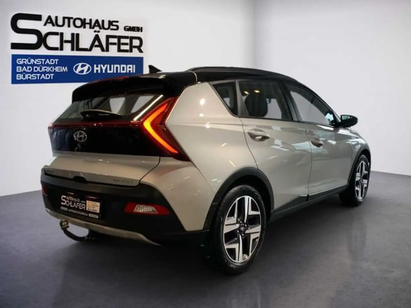 Vehicle image, number 4