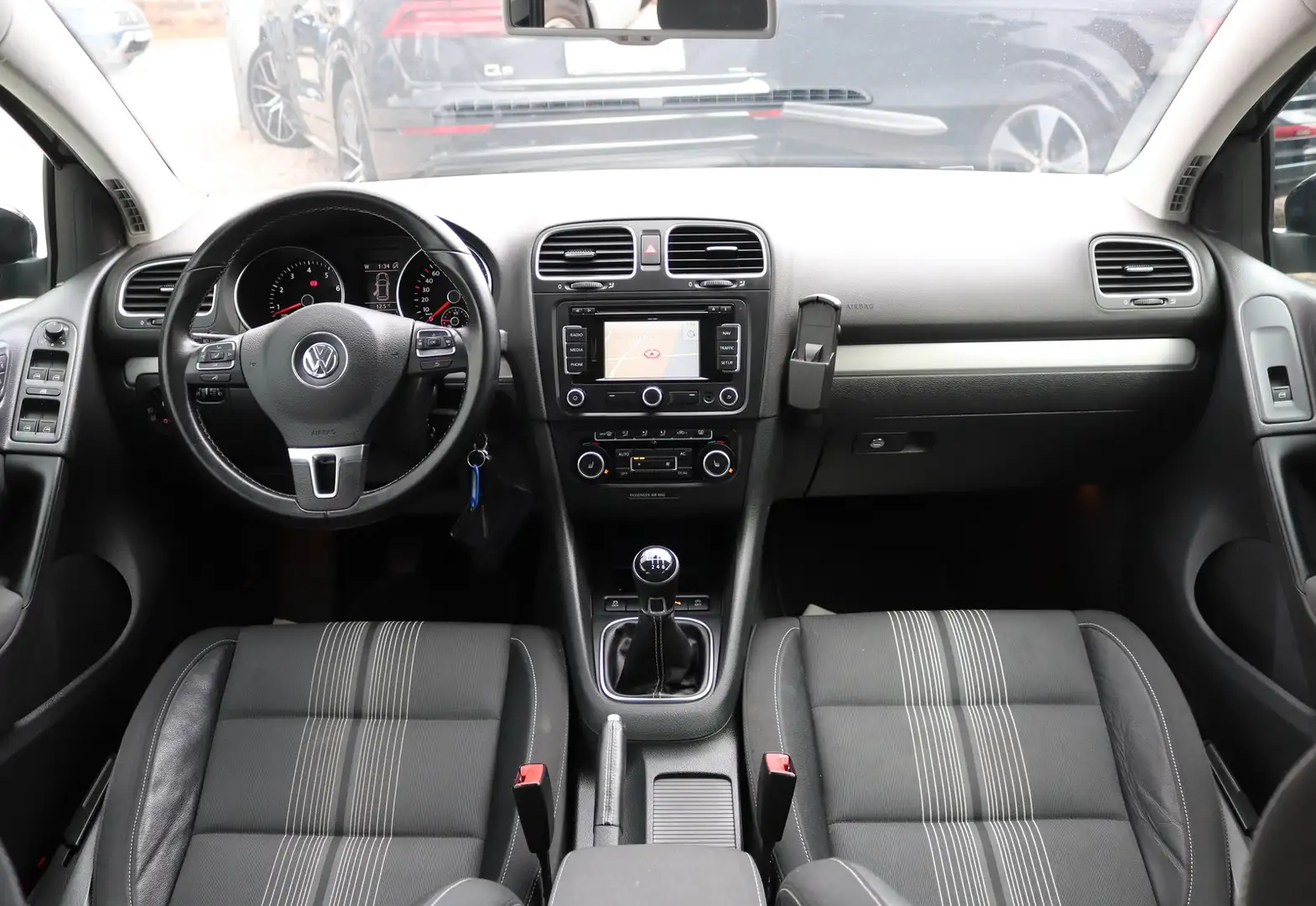 Vehicle image, number 5
