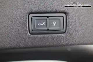 Vehicle image thumbnail, number 10