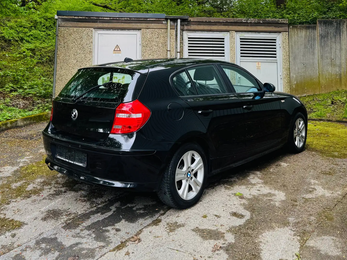 Vehicle image, number 9