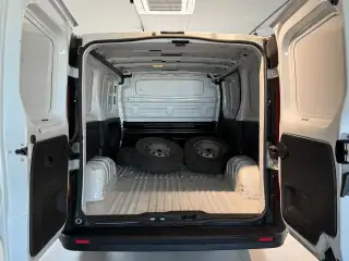 Vehicle image thumbnail, number 5