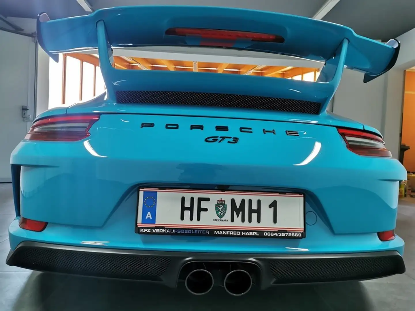 Vehicle image, number 14