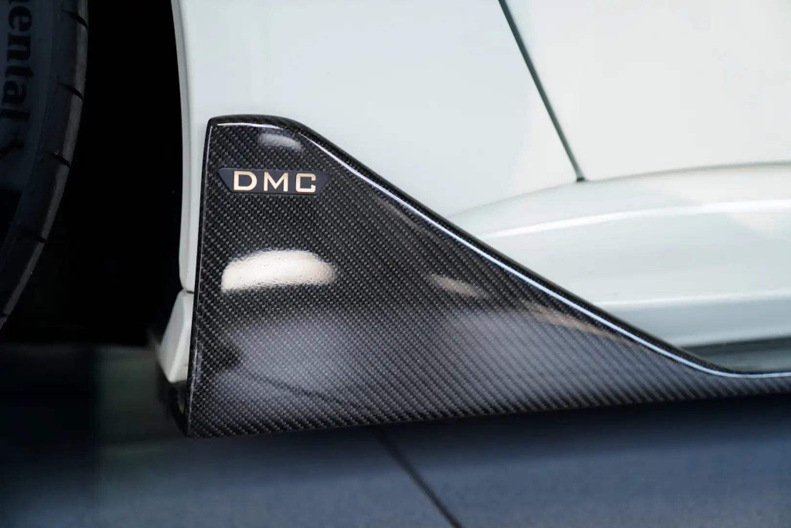 Vehicle image, number 12