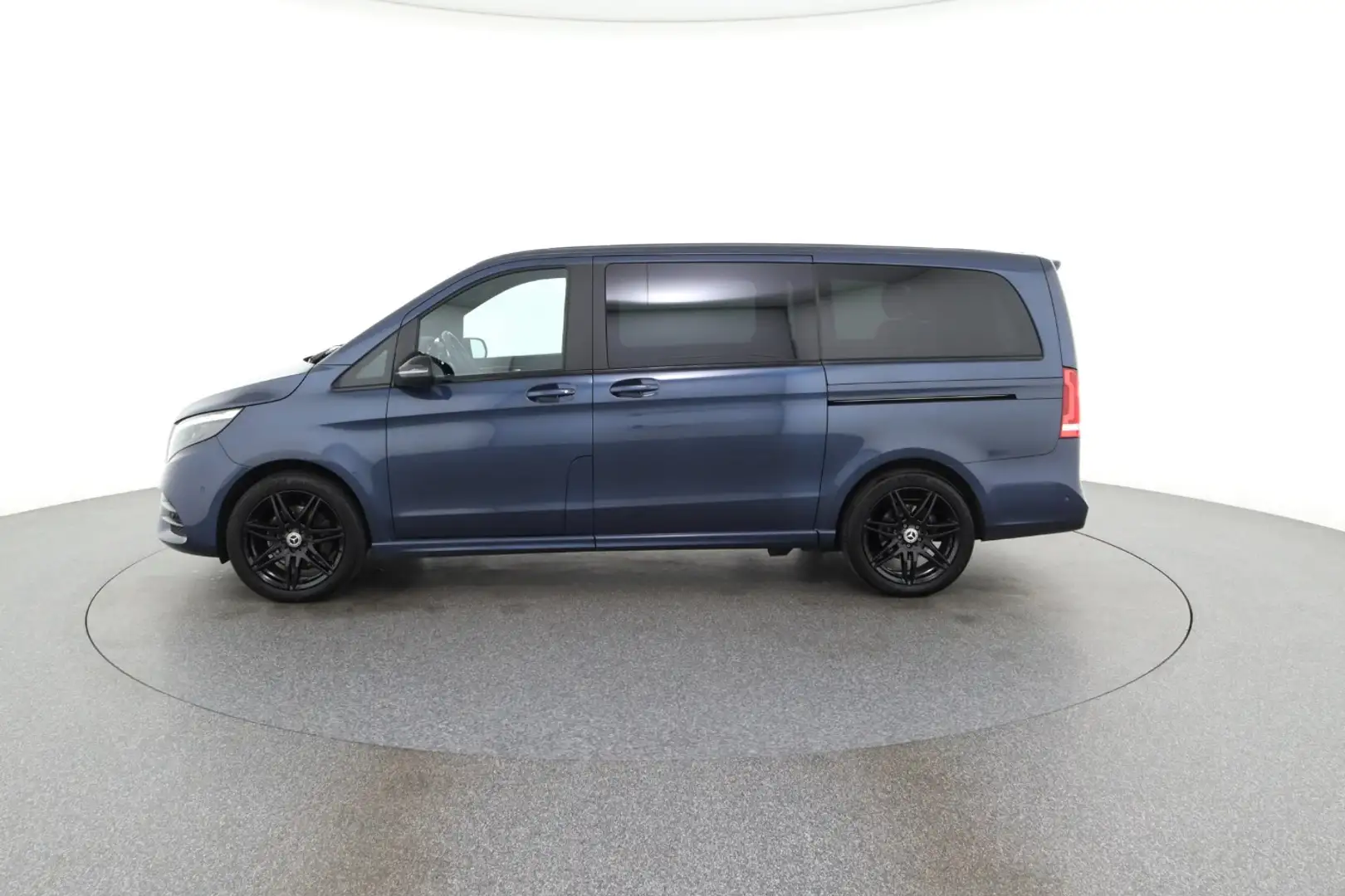 Vehicle image, number 3