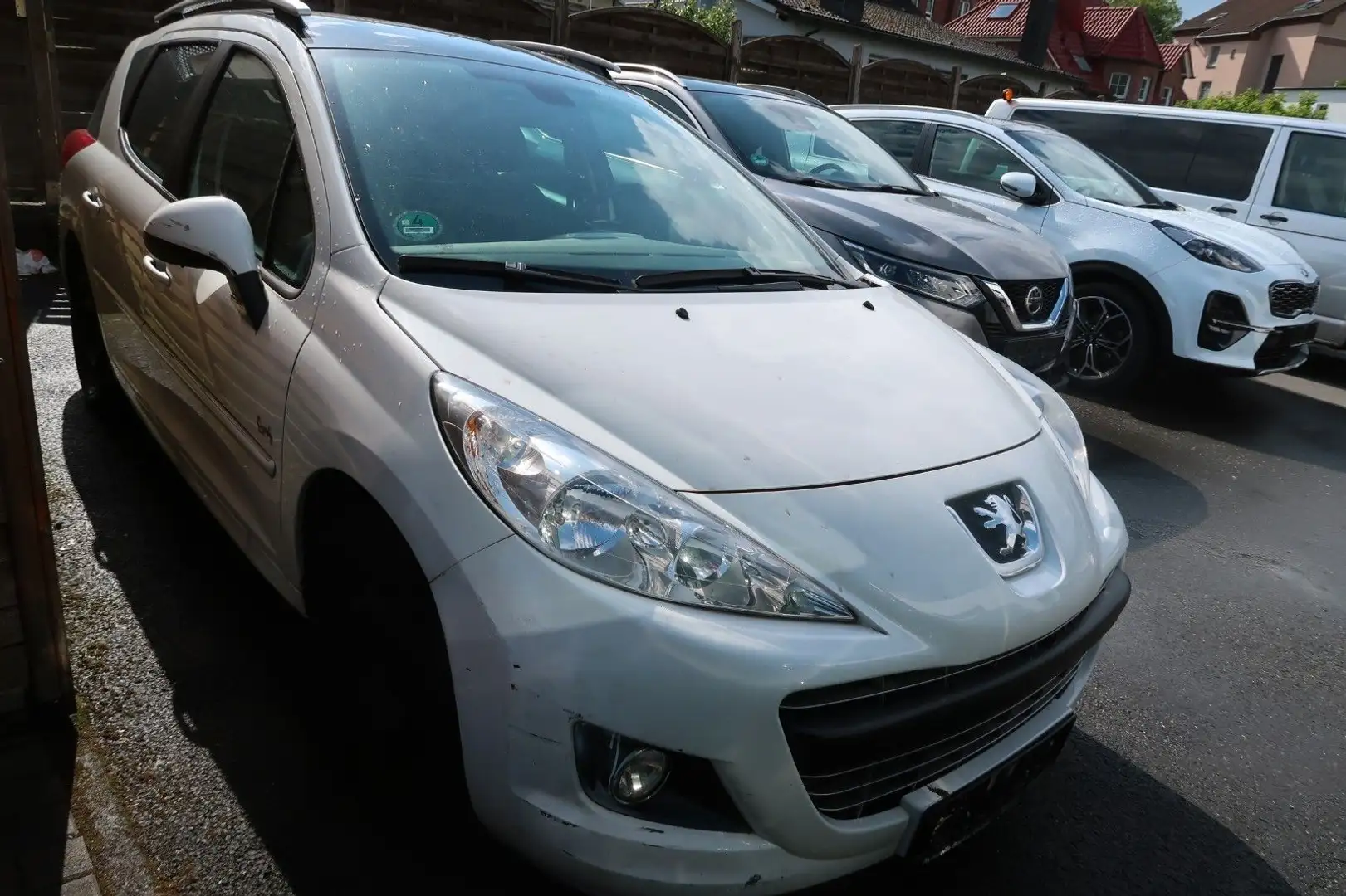 Vehicle image, number 3