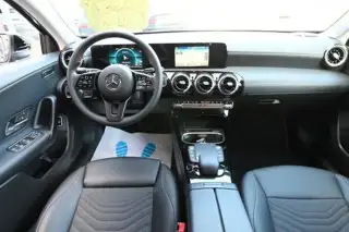Vehicle image thumbnail, number 9