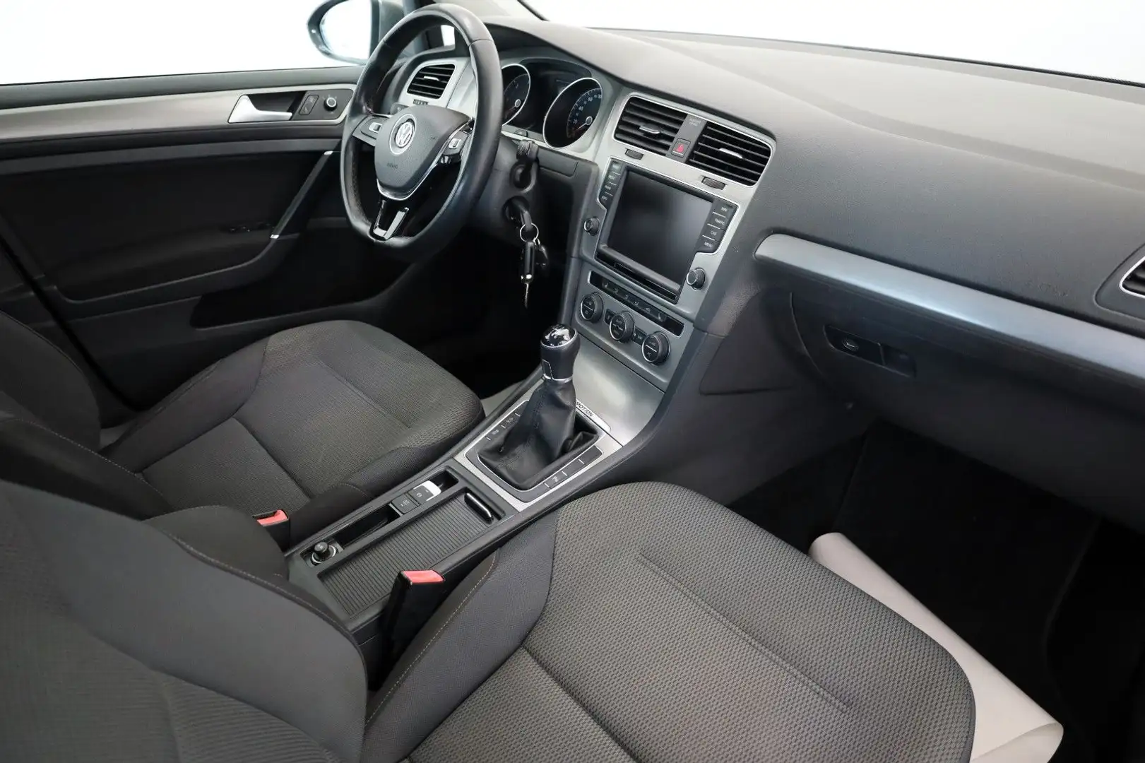 Vehicle image, number 3