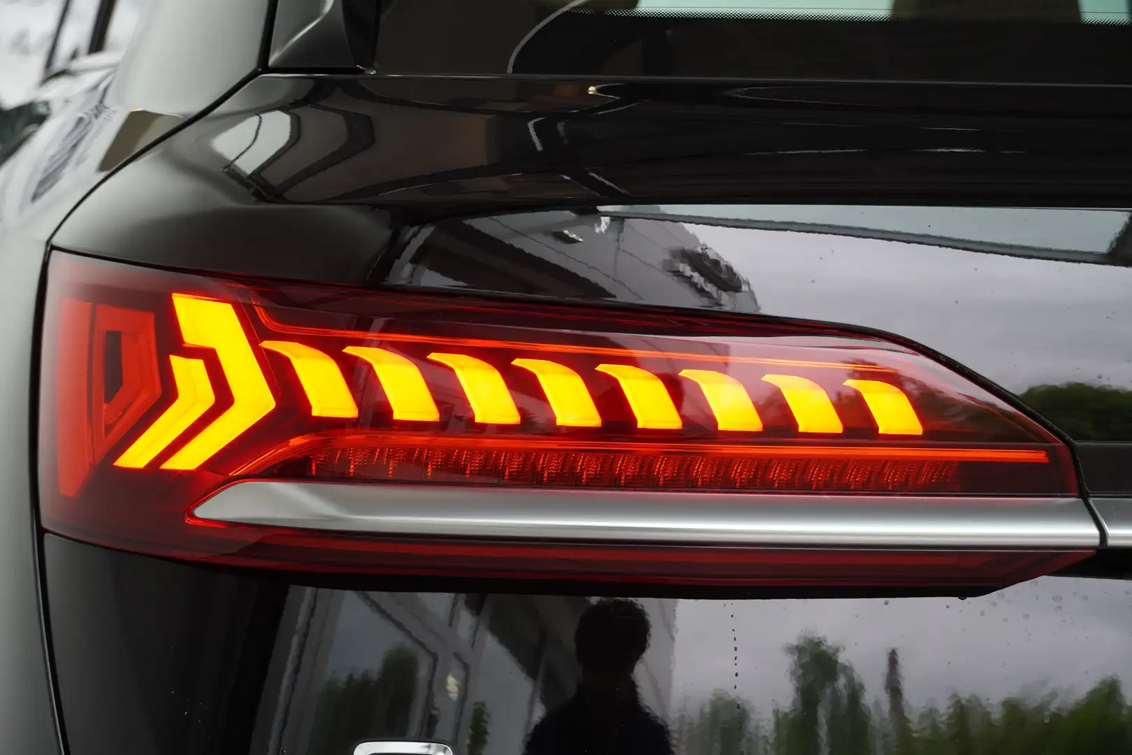 Vehicle image, number 12