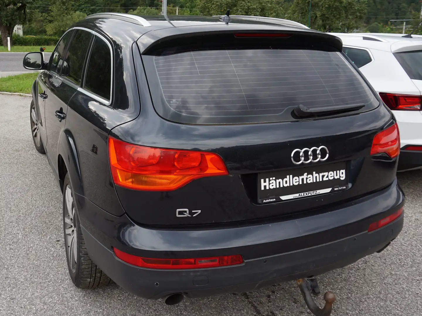 Vehicle image, number 5