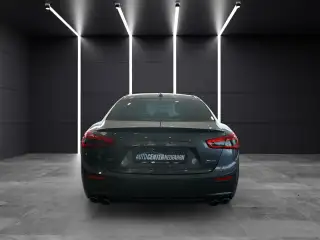 Vehicle image thumbnail, number 6