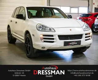 Vehicle image thumbnail, number 3