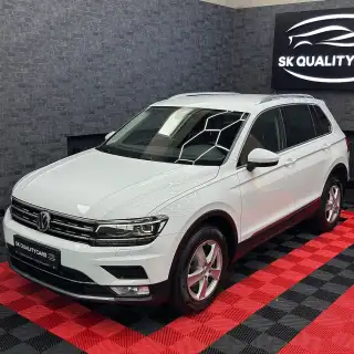Vehicle image thumbnail, number 3
