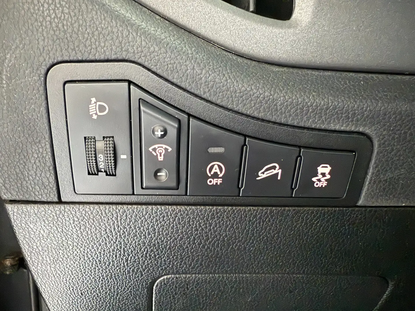 Vehicle image, number 9