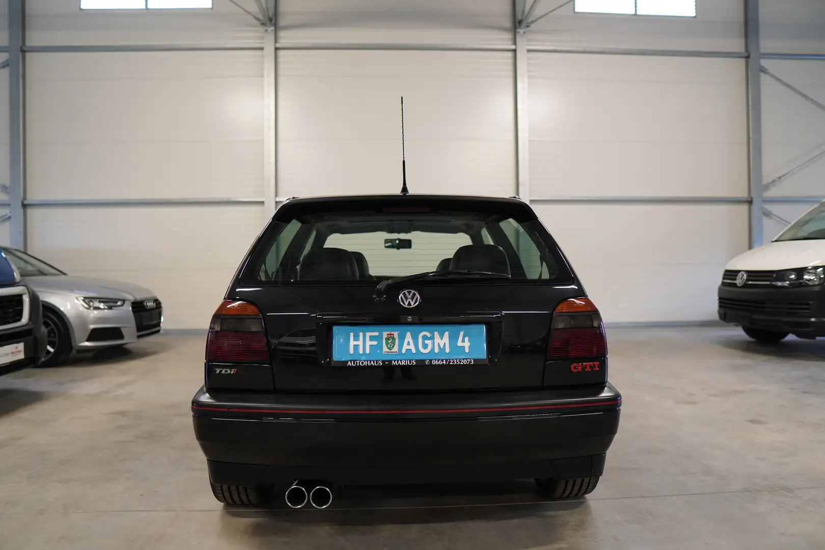 Vehicle image, number 6