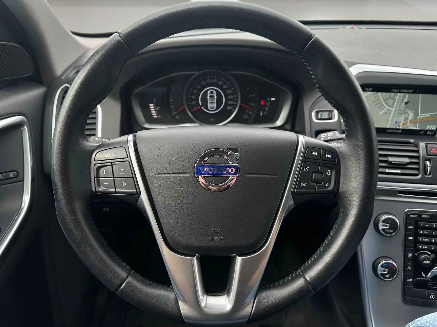 Vehicle image, number 19