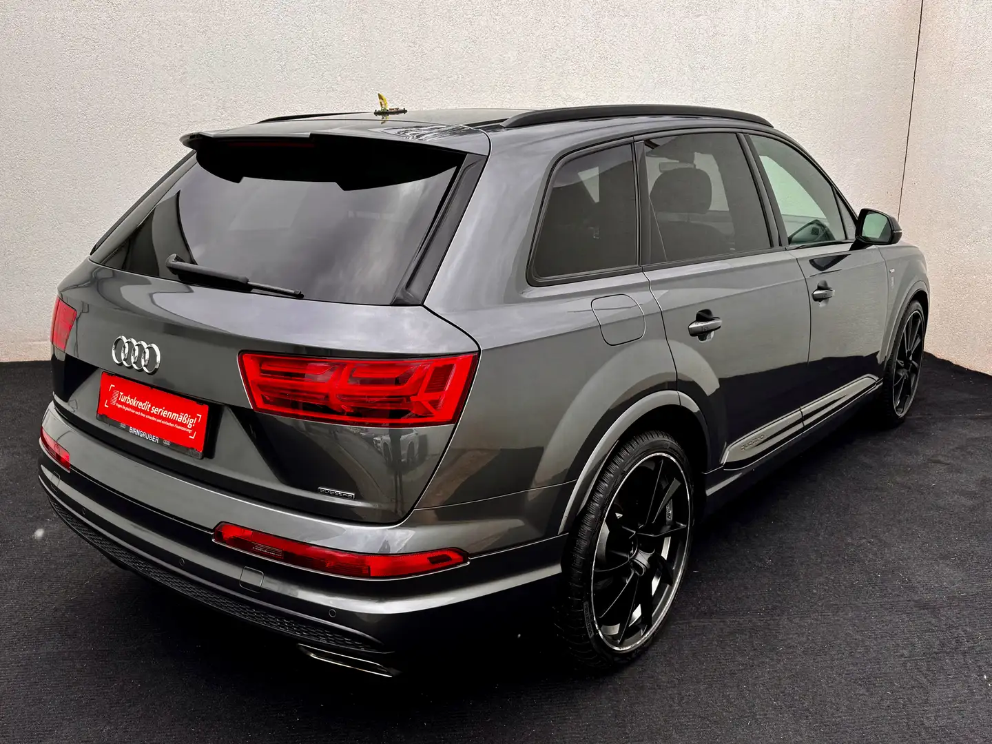 Vehicle image, number 4