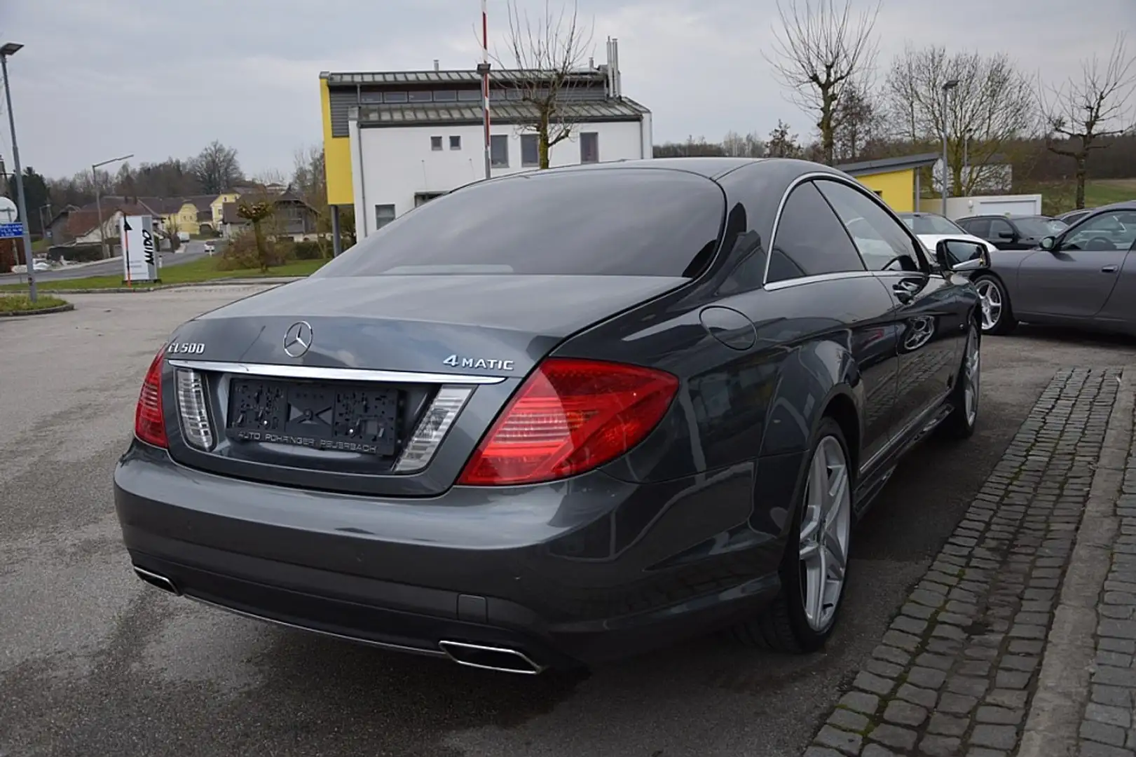 Vehicle image, number 3