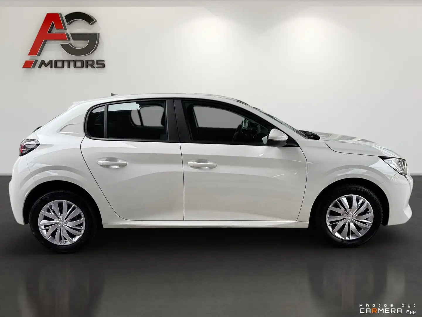 Vehicle image, number 4