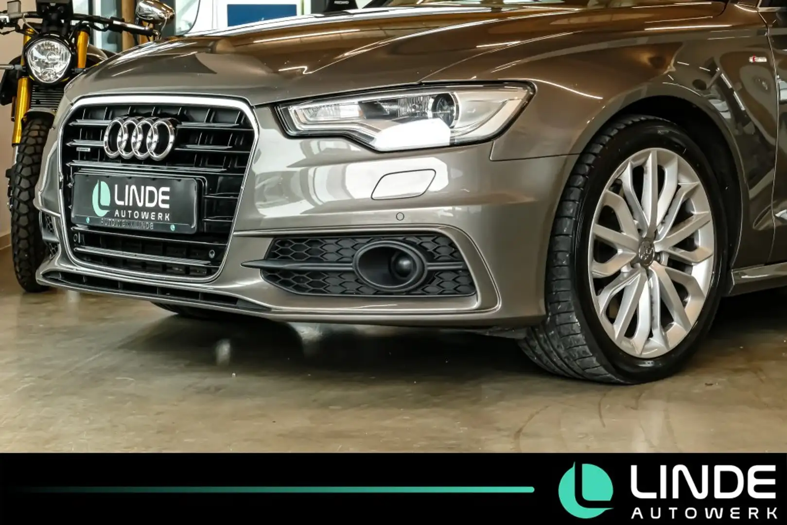 Vehicle image, number 2
