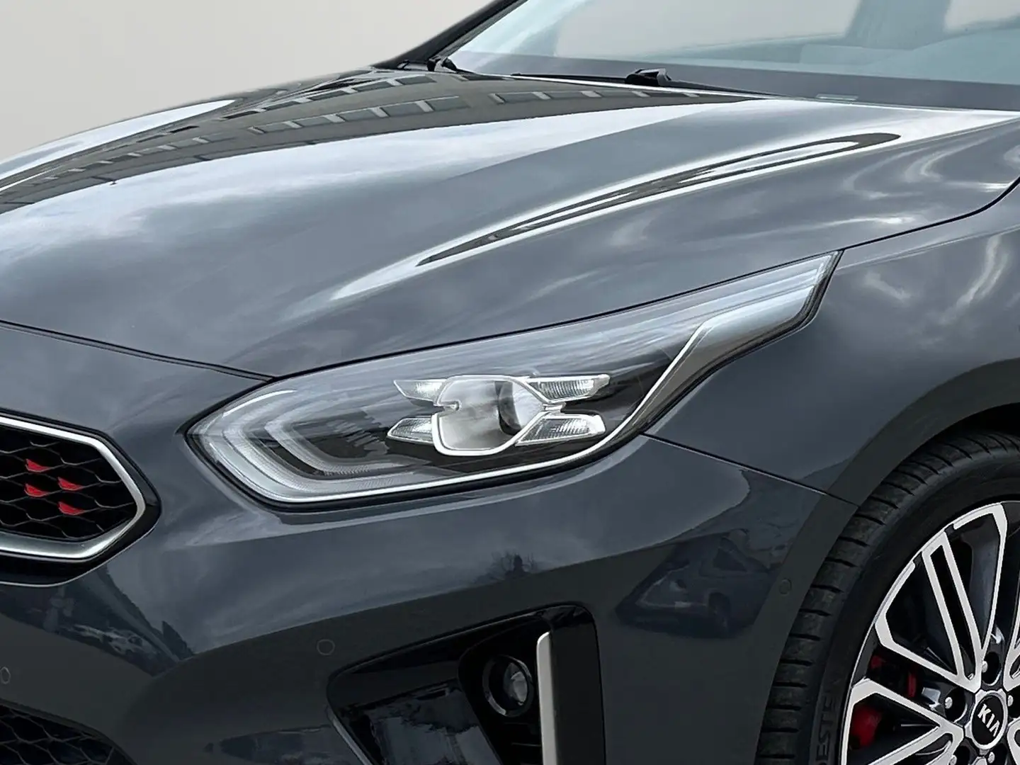 Vehicle image, number 9