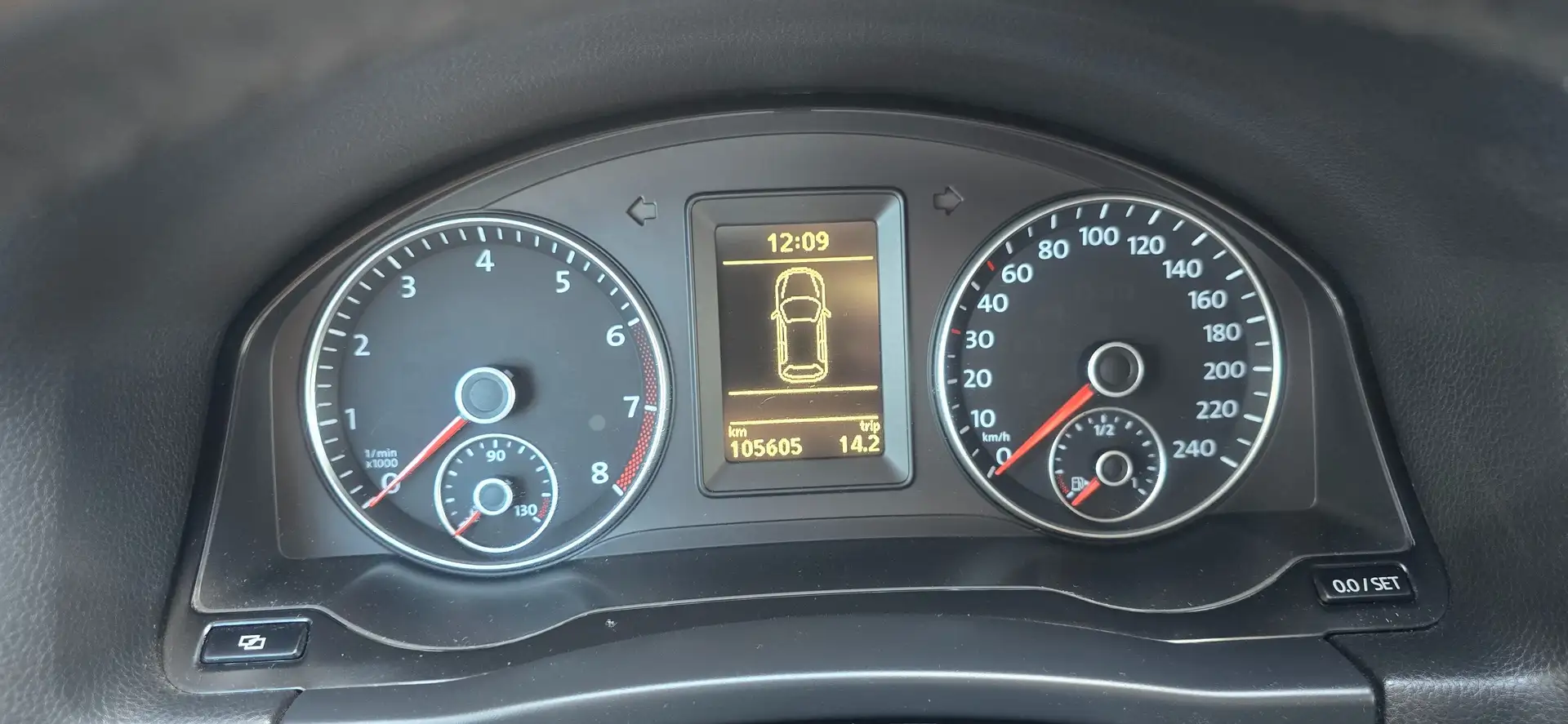 Vehicle image, number 17