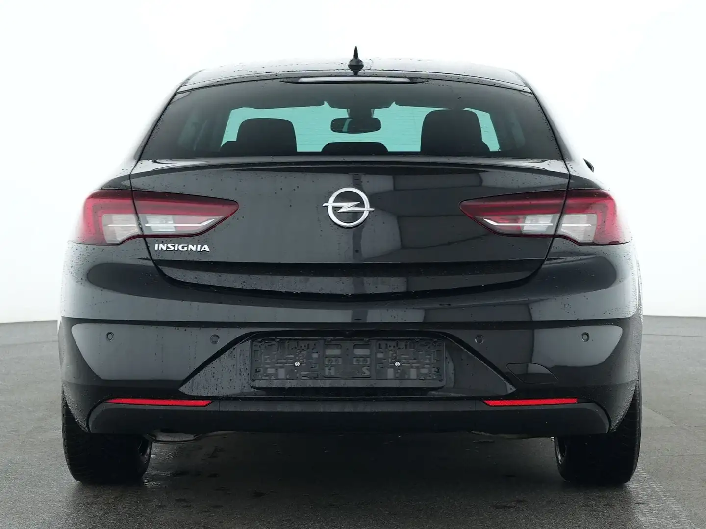 Vehicle image, number 4