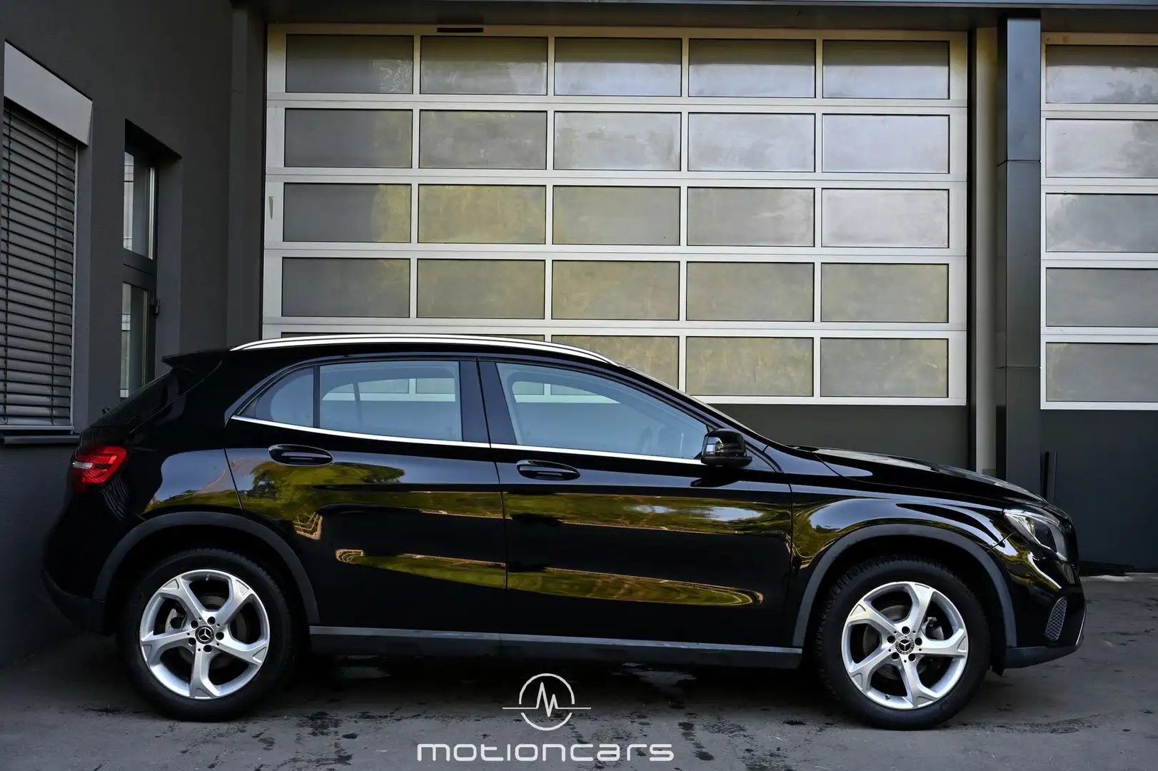 Vehicle image, number 5