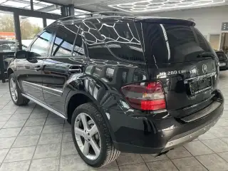 Vehicle image thumbnail, number 2
