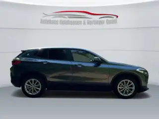 Vehicle image thumbnail, number 6