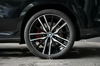 Vehicle image thumbnail, number 8