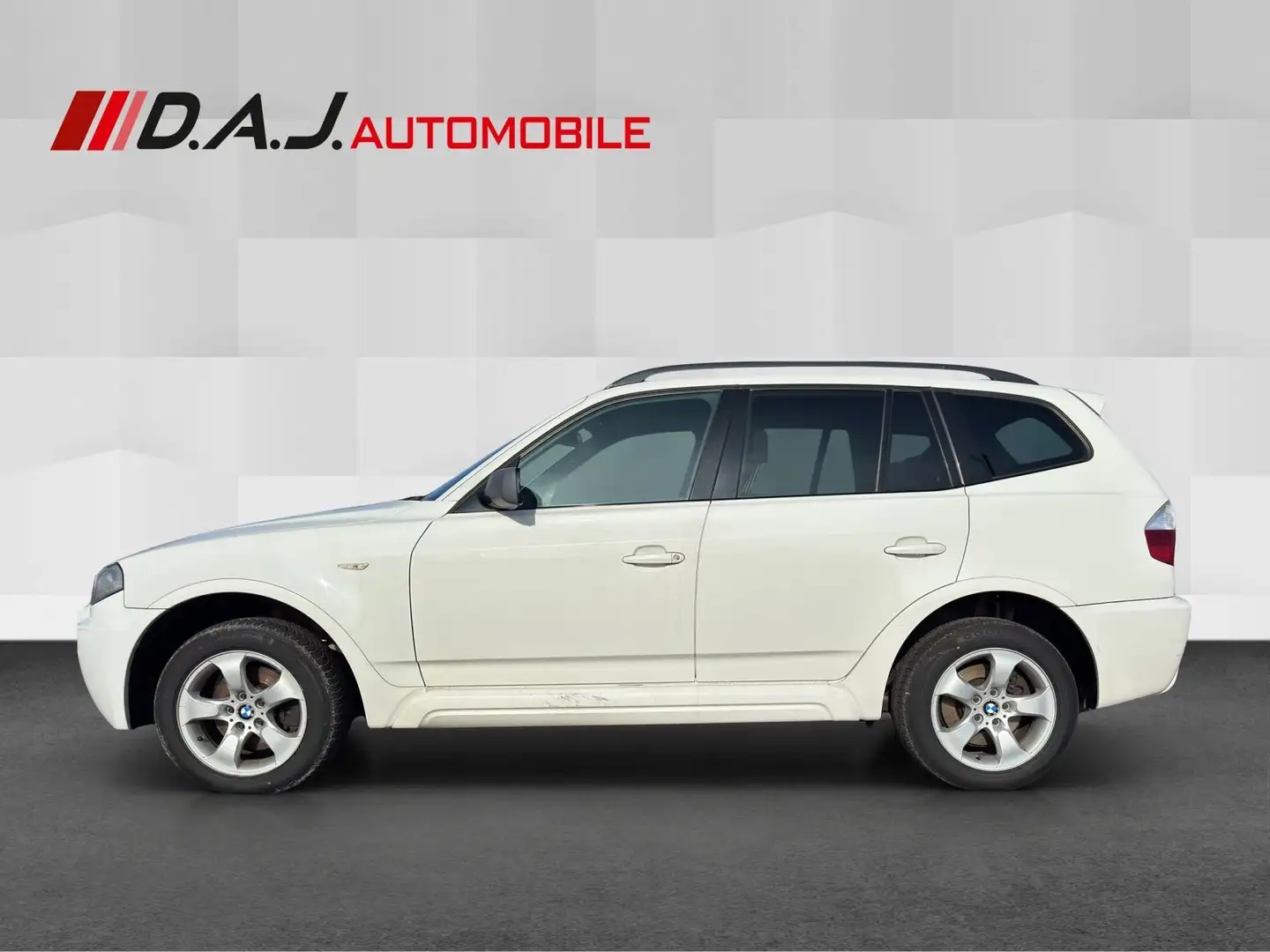 Vehicle image, number 2