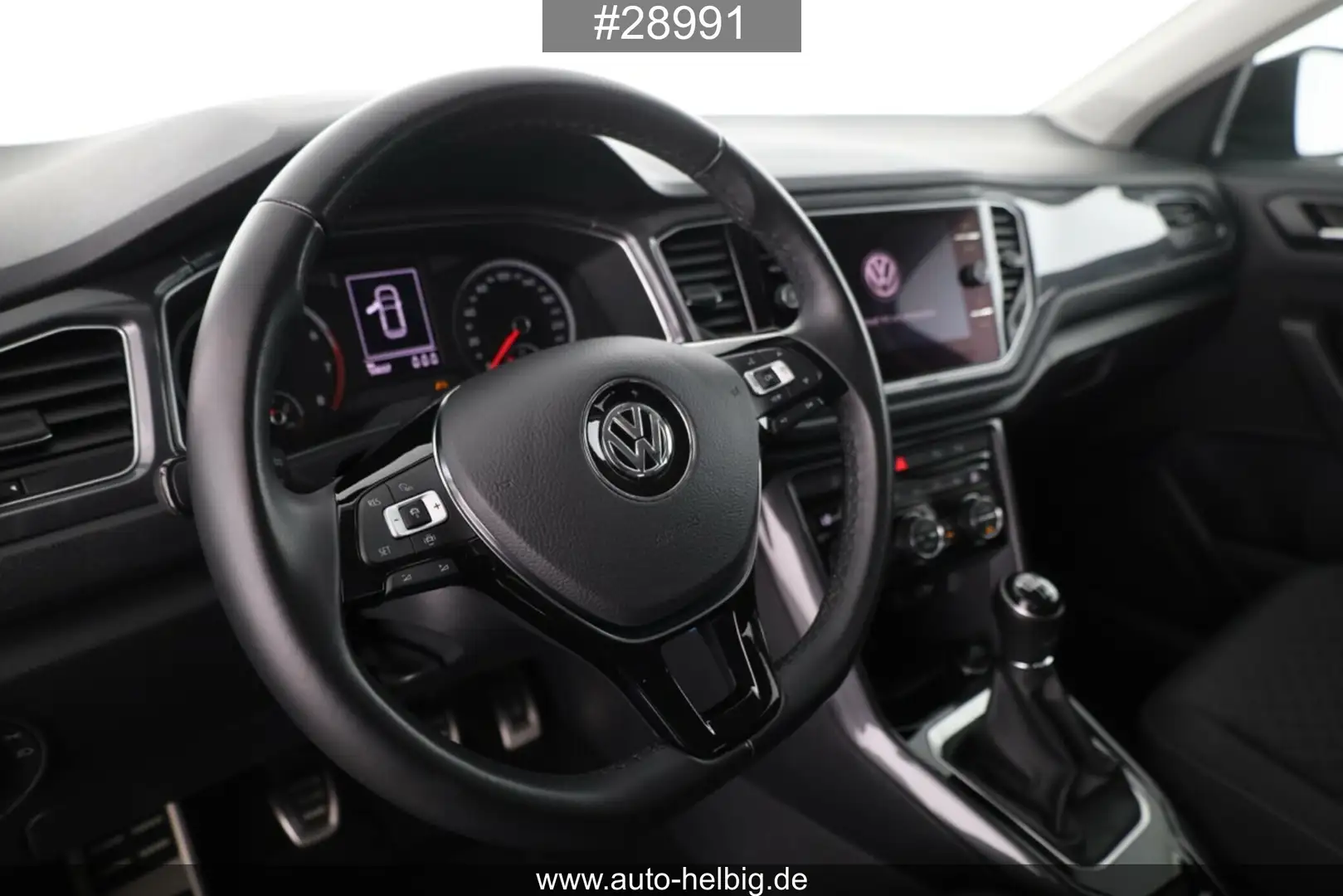 Vehicle image, number 11