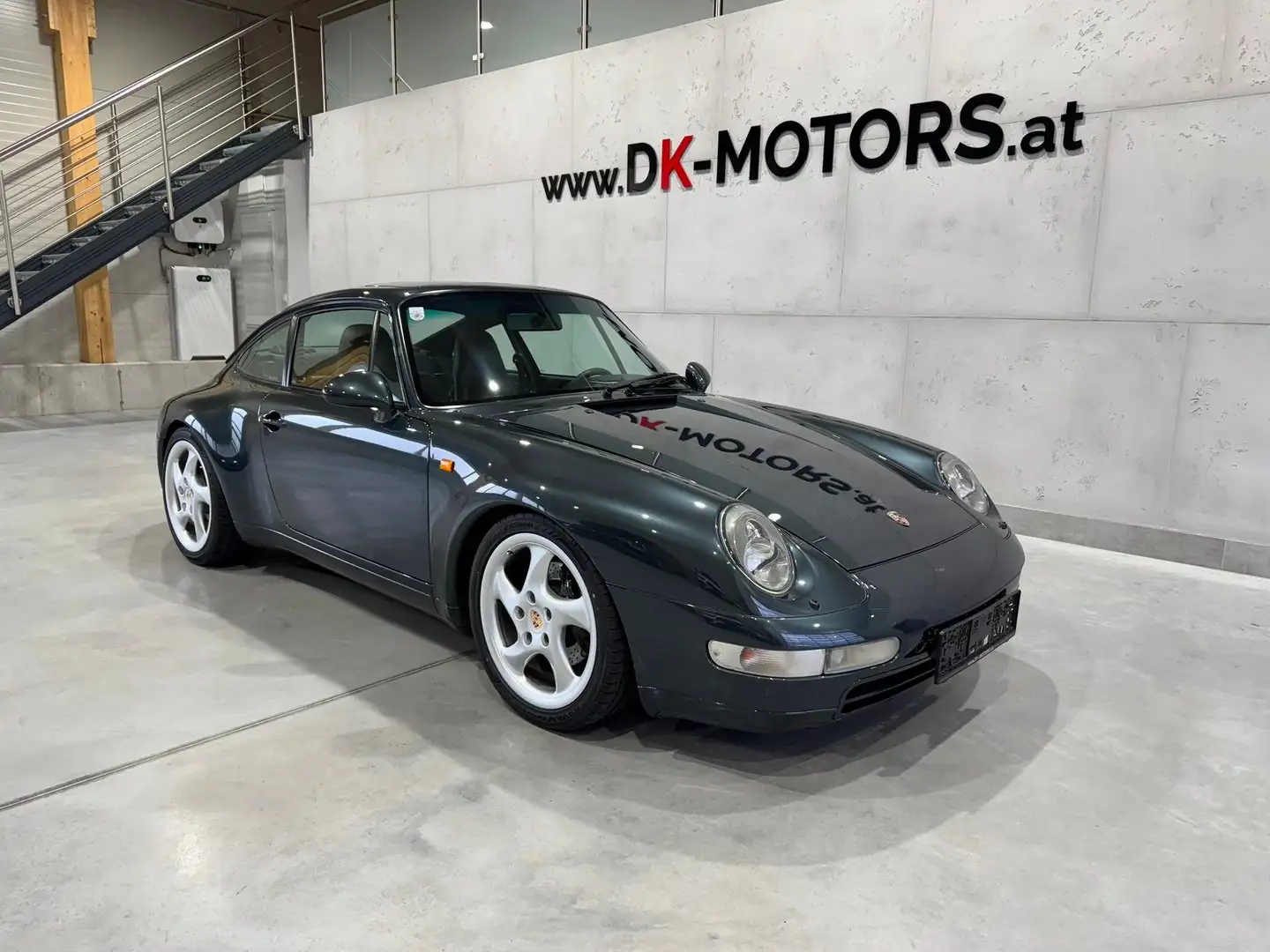 Vehicle image, number 2