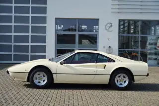 Vehicle image thumbnail, number 4