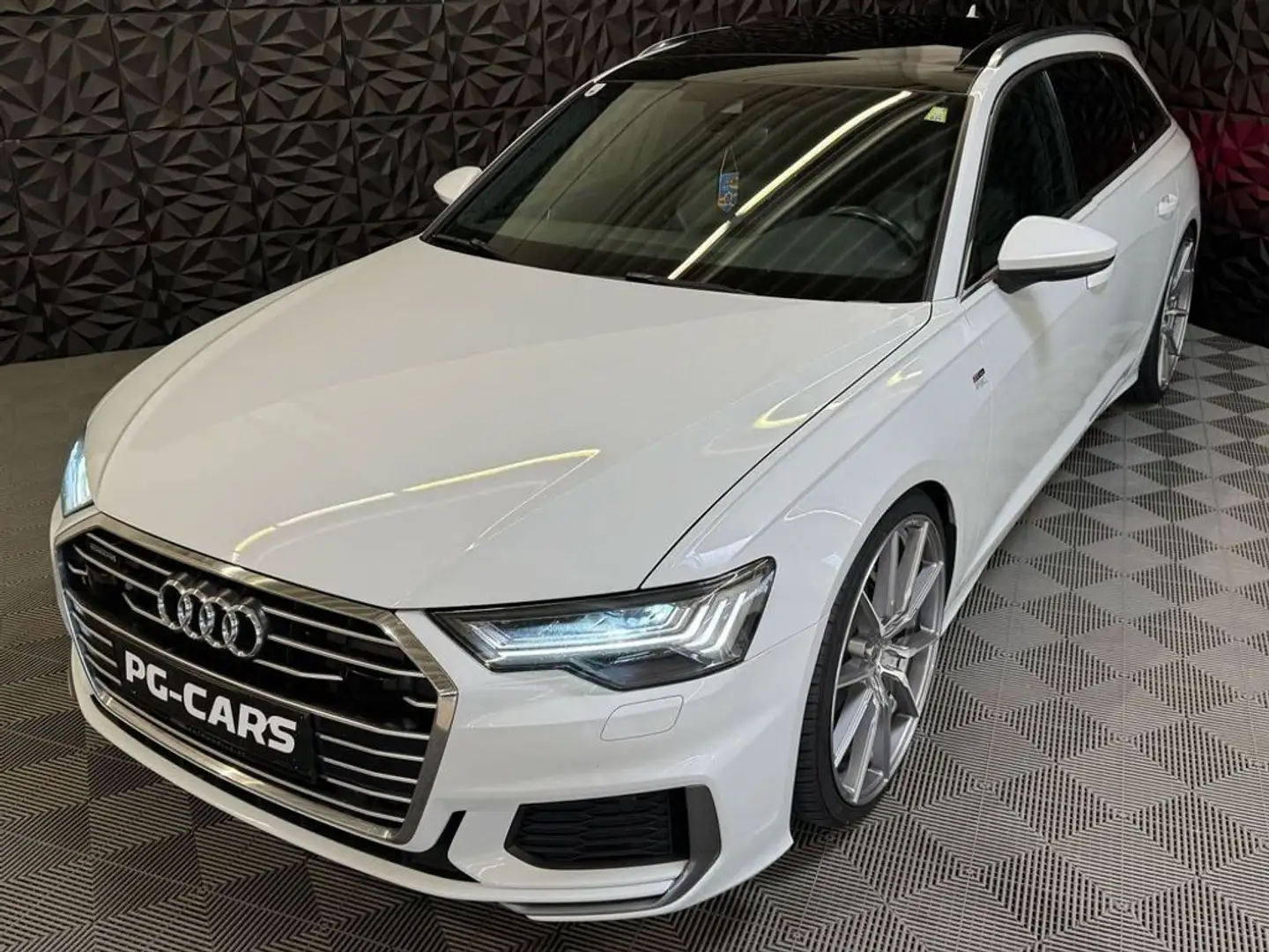 Vehicle image, number 20