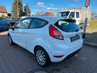 Vehicle image thumbnail, number 5
