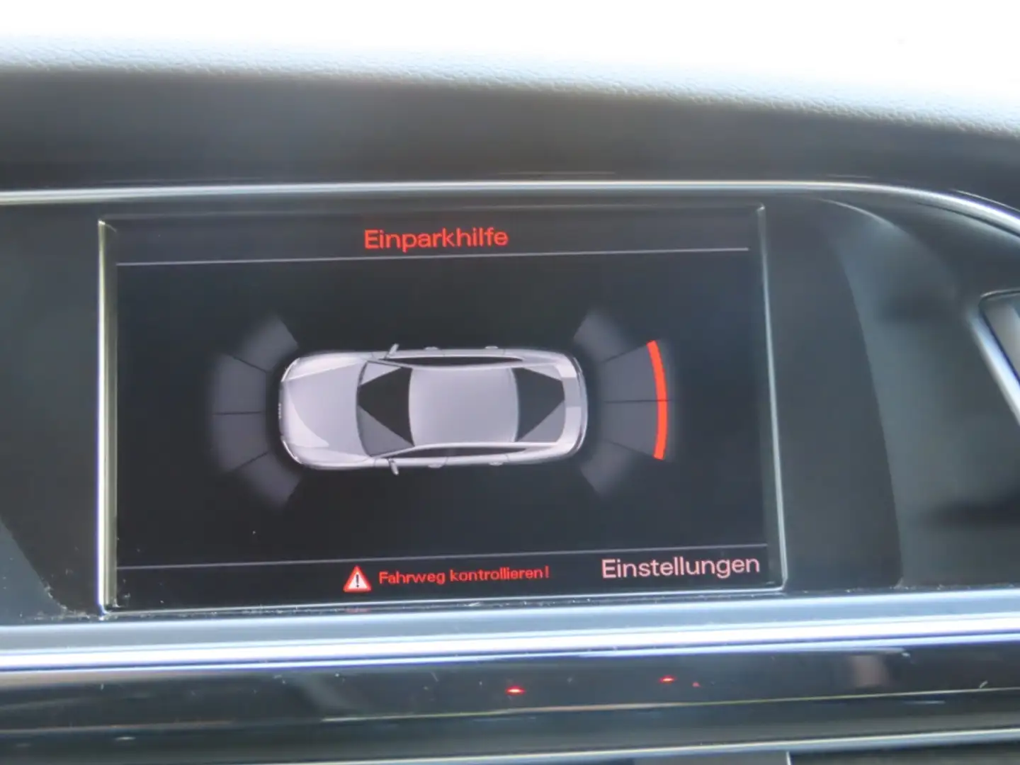 Vehicle image, number 14