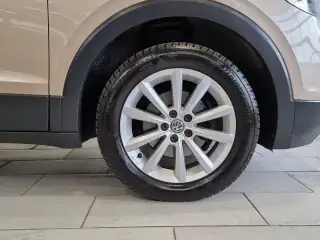 Vehicle image thumbnail, number 7