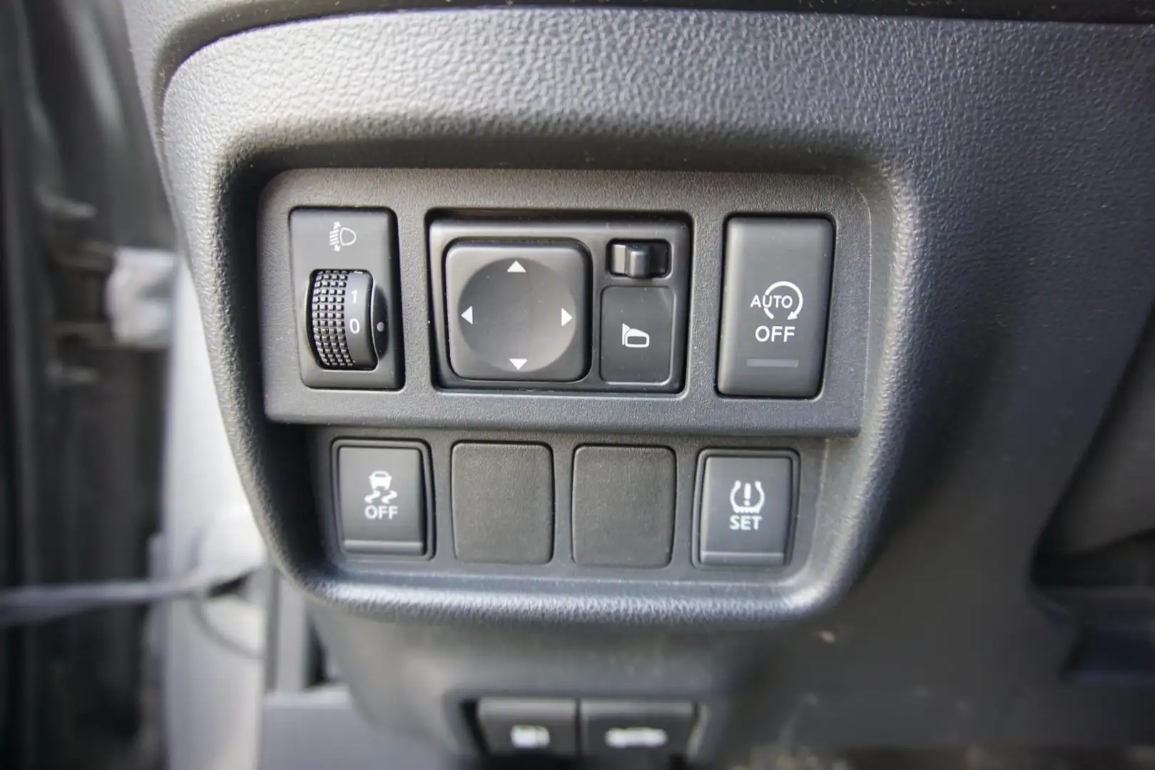Vehicle image, number 14