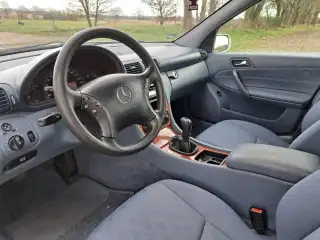 Vehicle image thumbnail, number 9