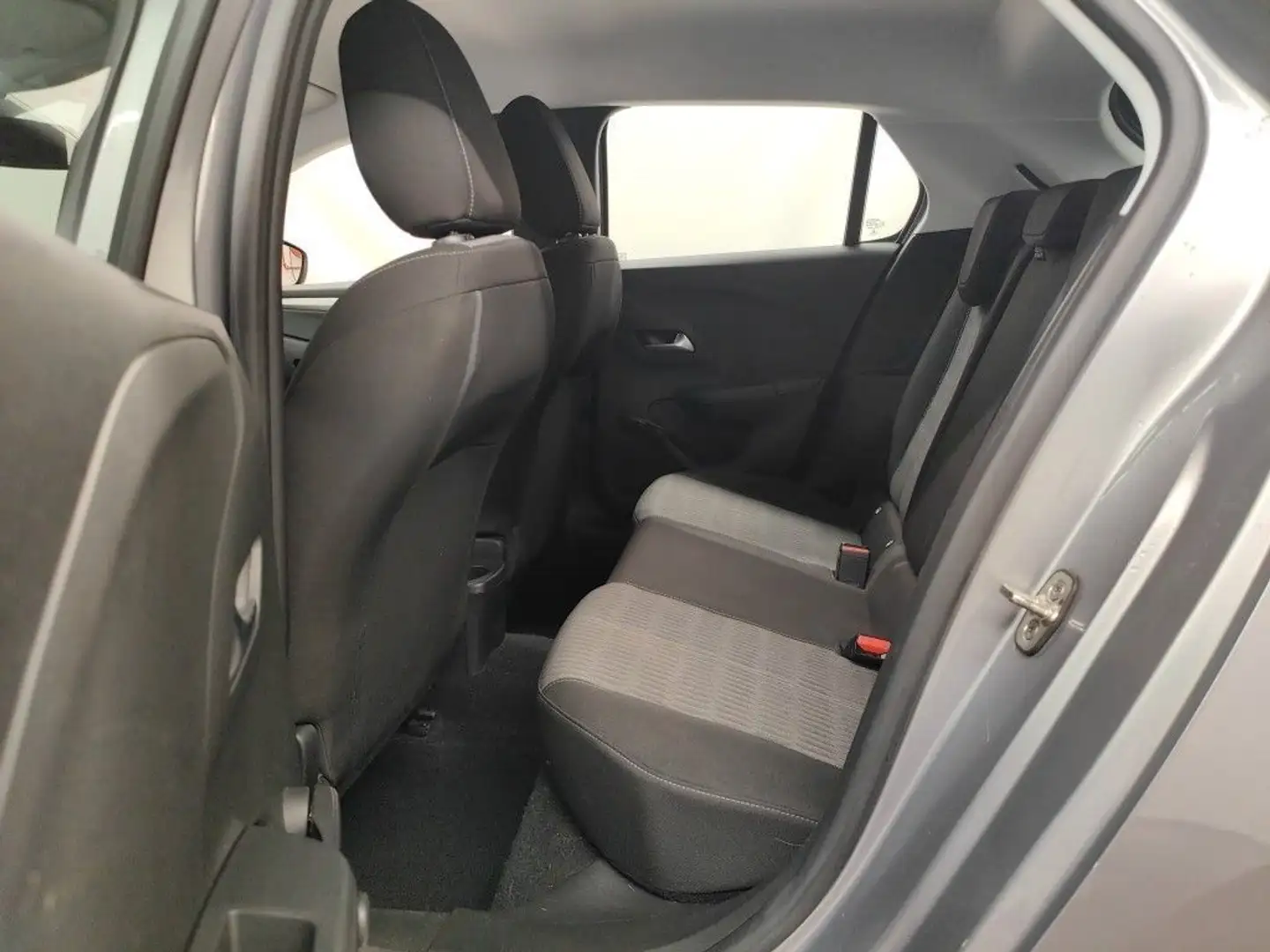 Vehicle image, number 5