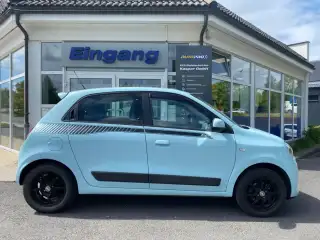 Vehicle image thumbnail, number 4