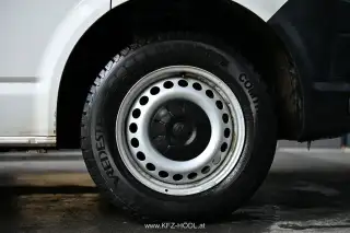 Vehicle image thumbnail, number 7