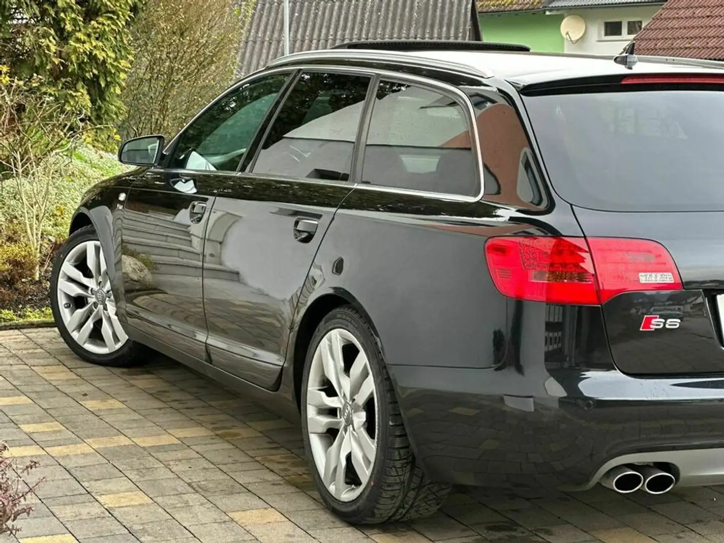 Vehicle image, number 8