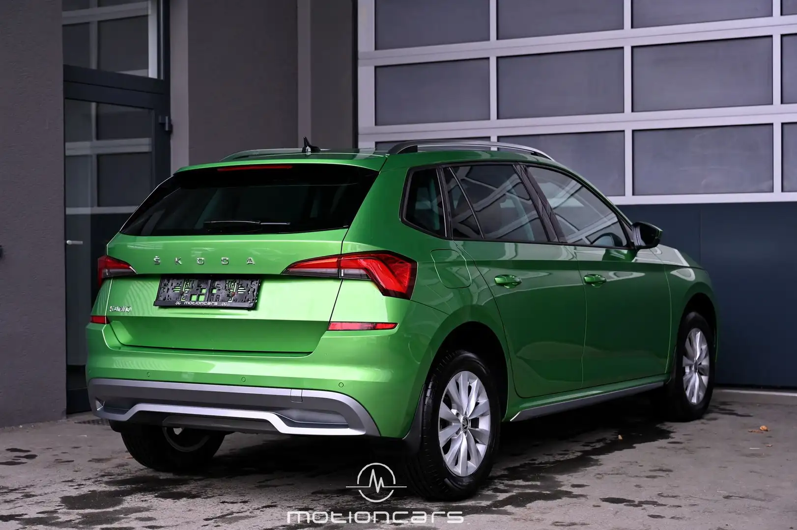 Vehicle image, number 2