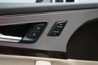 Vehicle image thumbnail, number 15