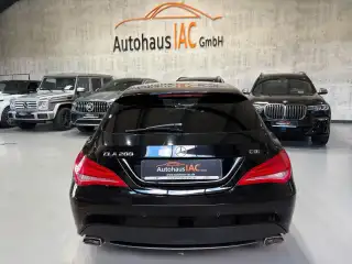 Vehicle image thumbnail, number 4