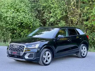 Vehicle image thumbnail, number 4