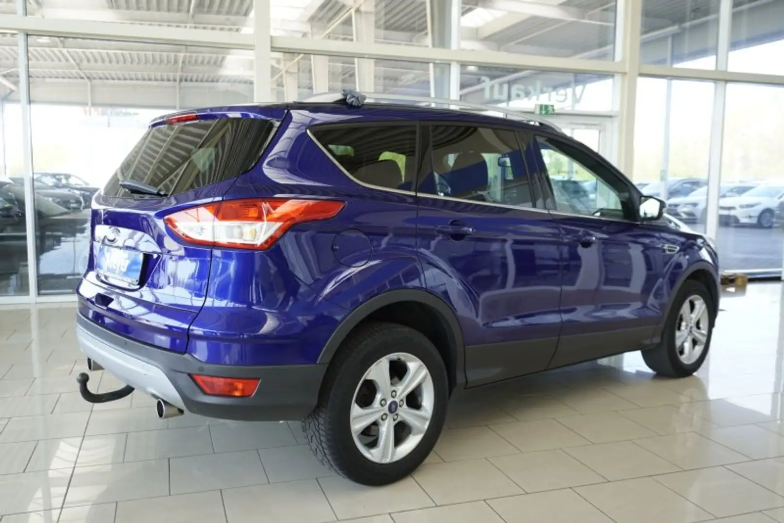 Vehicle image, number 4