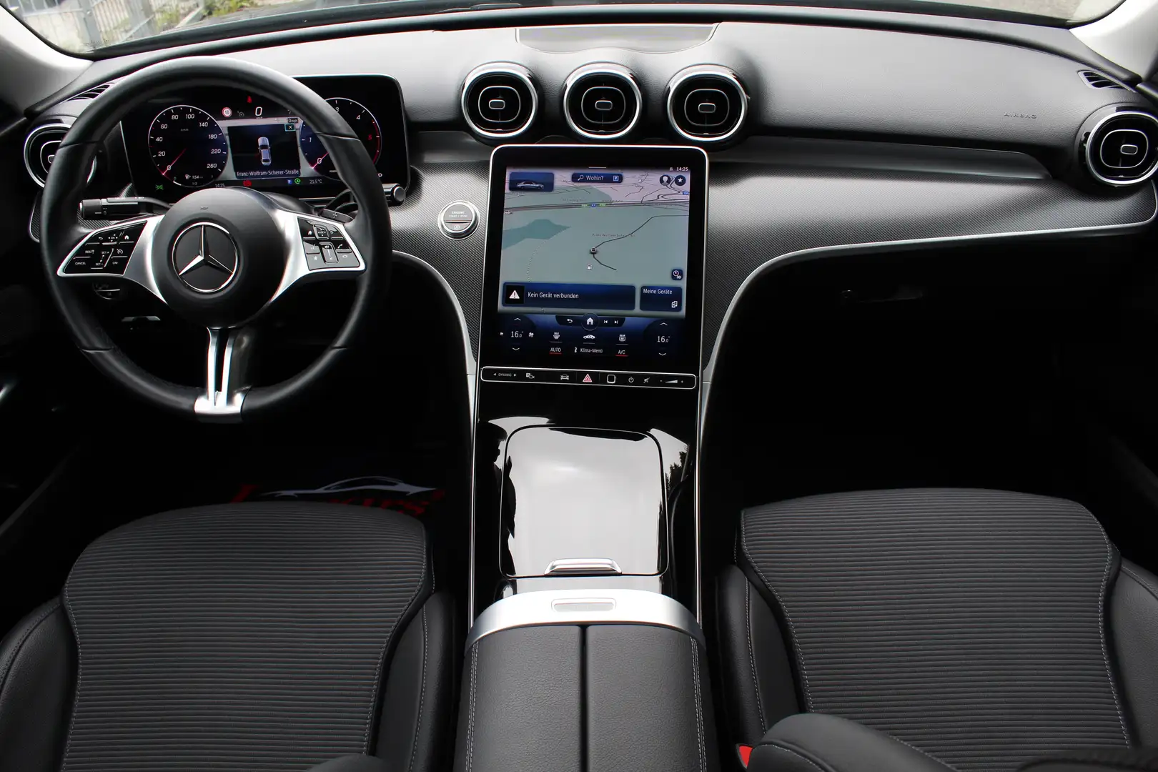 Vehicle image, number 9